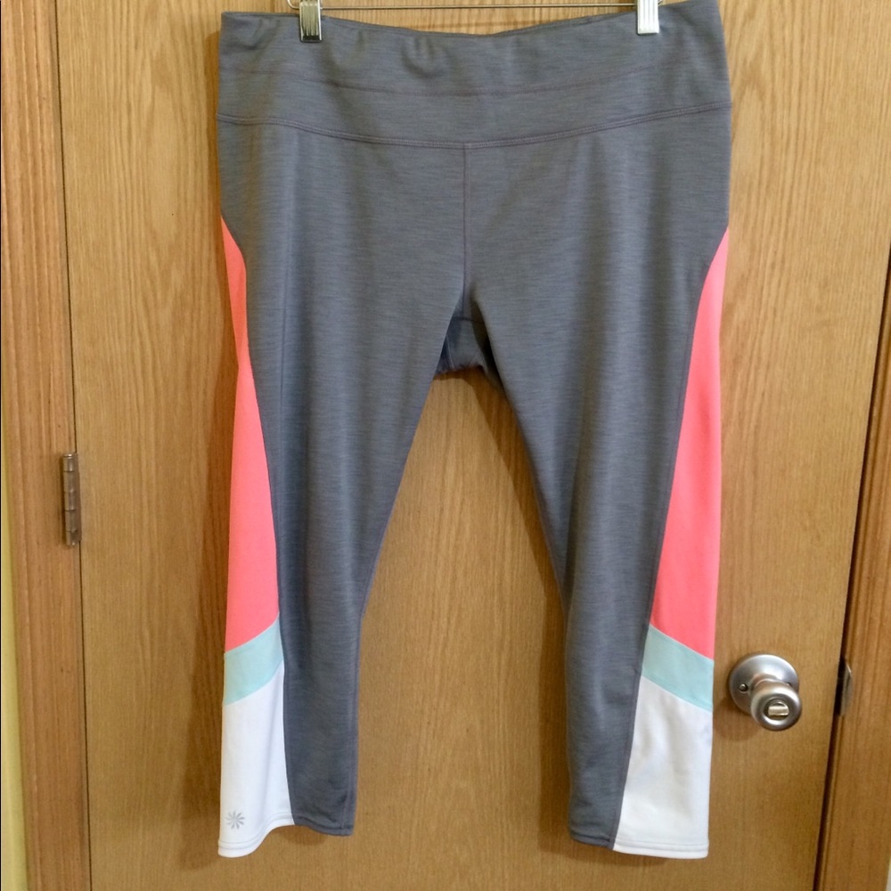Athleta Colorblock Sonar Capri